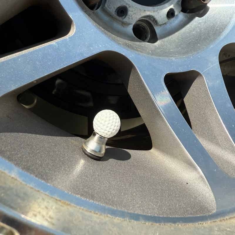Tampas de Válvula de Pneu de C - Golf Equipment Used avaliação e preço